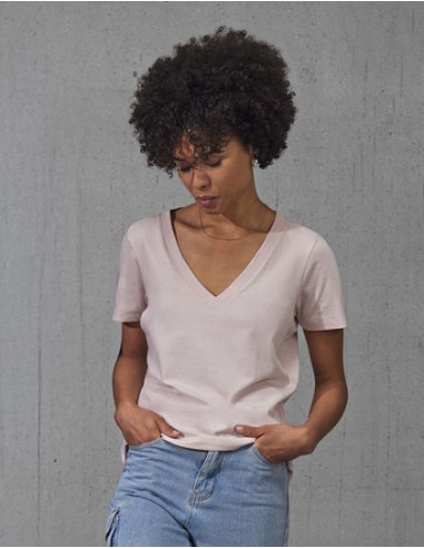 BetC-TW001-Womens E150 V T-Shirt